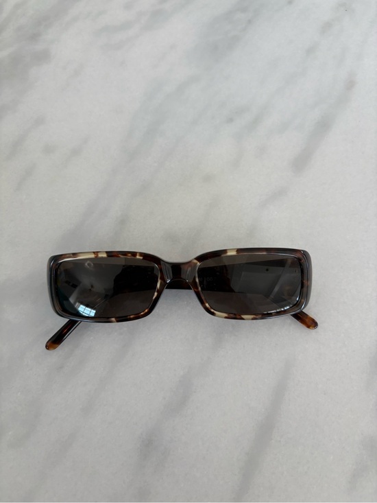 Gucci Accessories - Vintage Gucci Tortoiseshell Rectangular Sunglasses - Dark Lenses